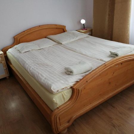 Rezydencja Zamek Krynica Zdroj Luaran gambar