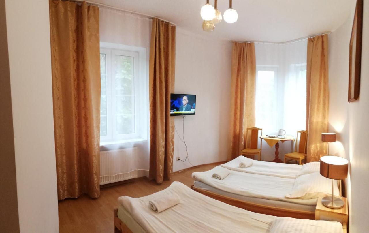 Rezydencja Zamek Krynica Zdroj Luaran gambar
