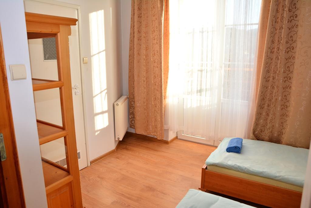 Rezydencja Zamek Krynica Zdroj Luaran gambar