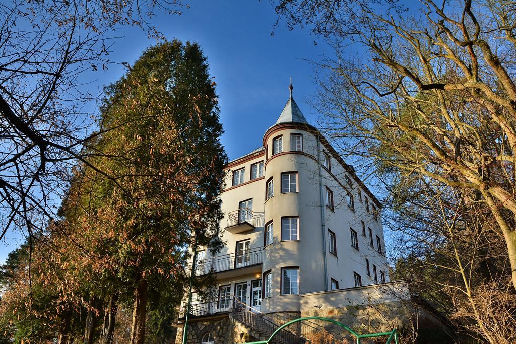 Rezydencja Zamek Krynica Zdroj Luaran gambar